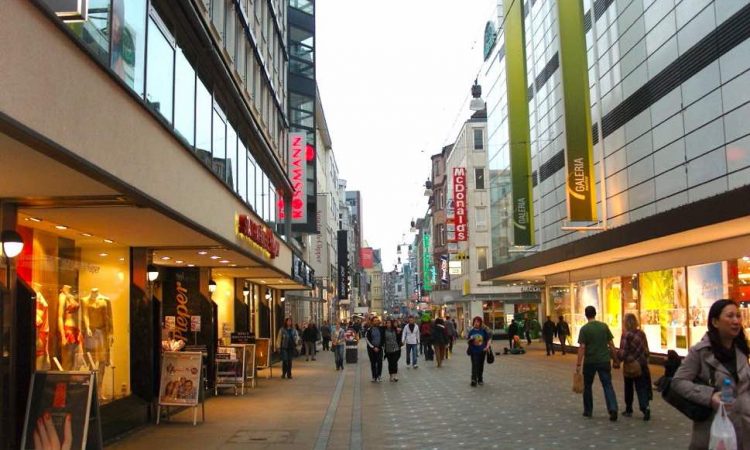 Shopping street