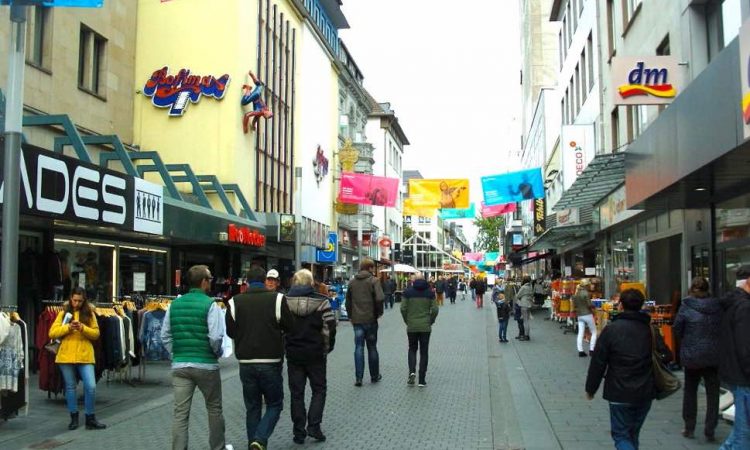 Shopping street